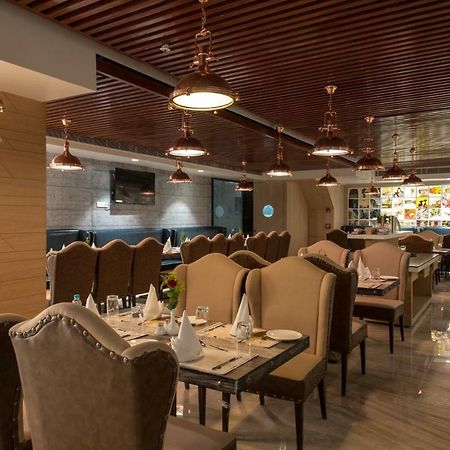 Hotel Atishay Bhopál Kültér fotó