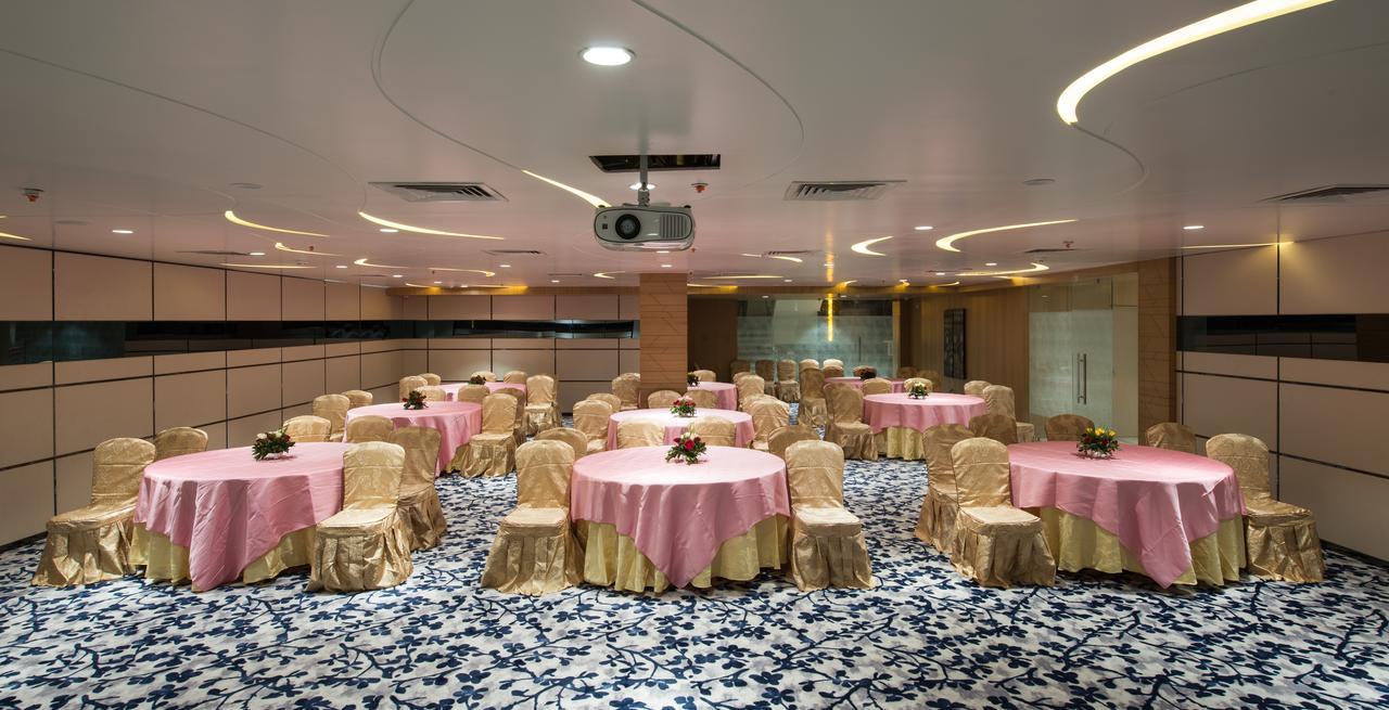 Hotel Atishay Bhopál Kültér fotó