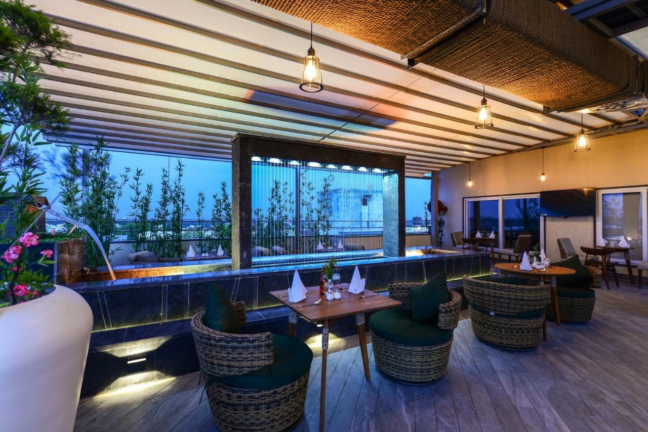 Hotel Atishay Bhopál Kültér fotó