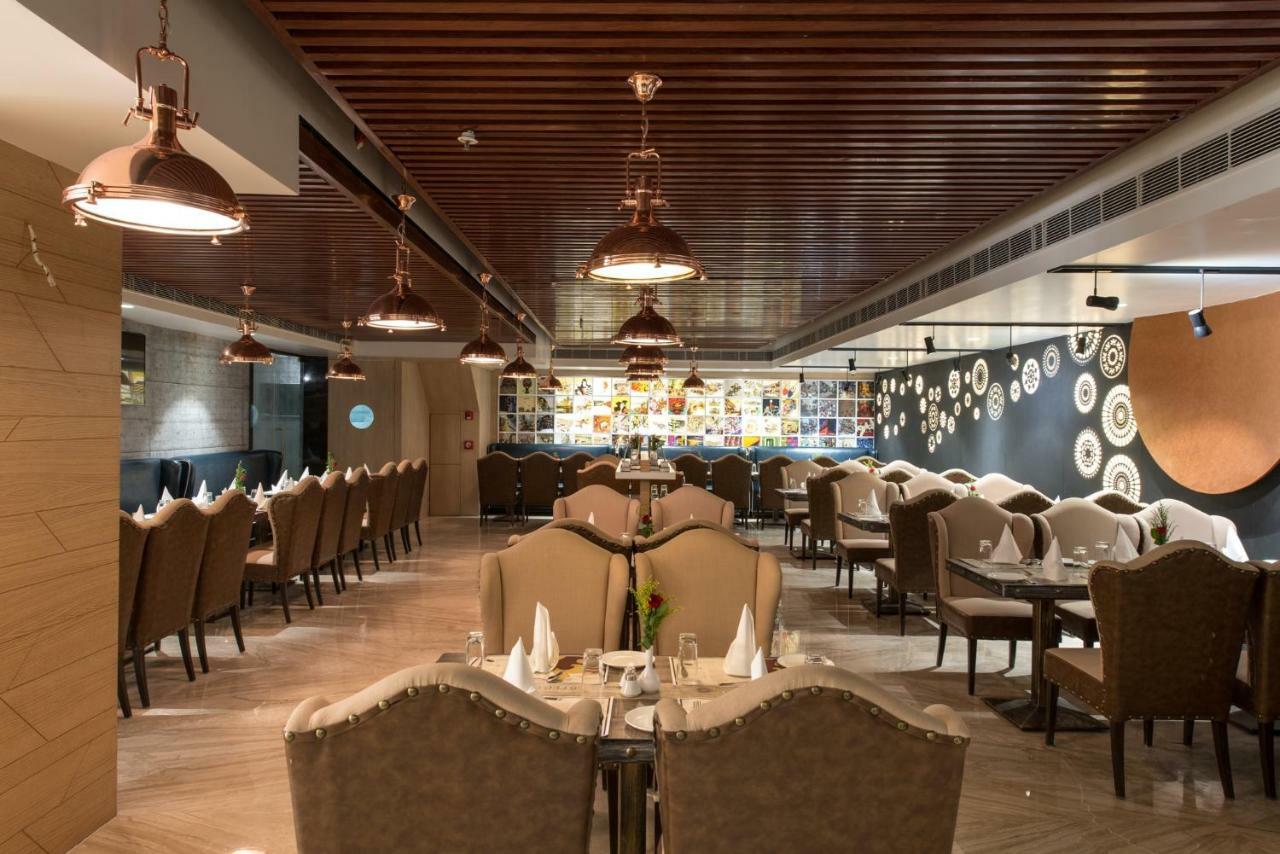 Hotel Atishay Bhopál Kültér fotó